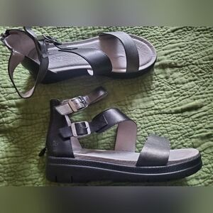 Jambu Black Strappy Sandals